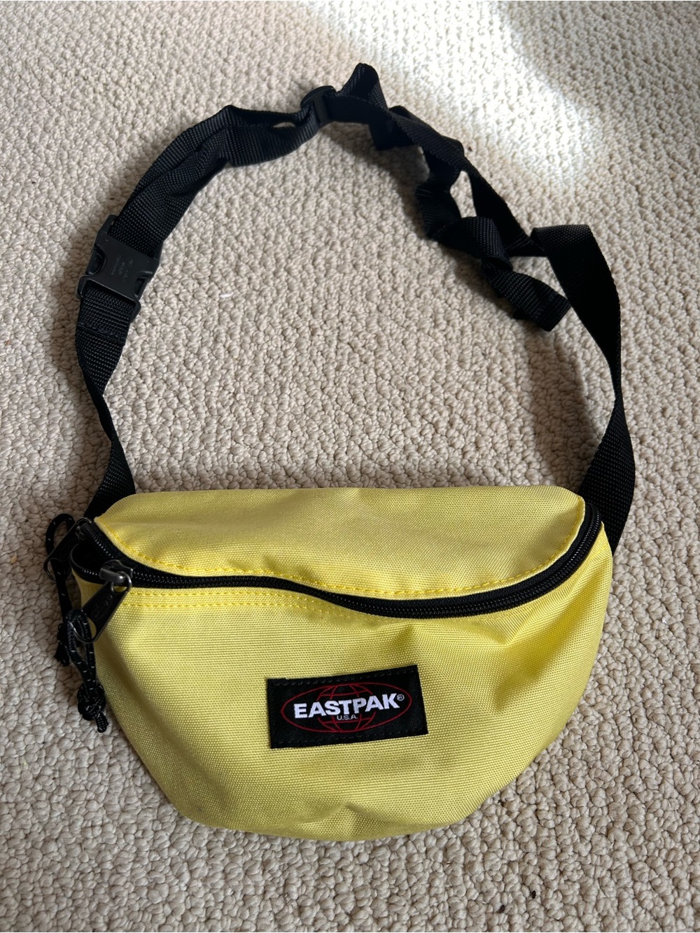 Eastpak Yellow Waist Bag / Belt Bag, unisex, excellent condition